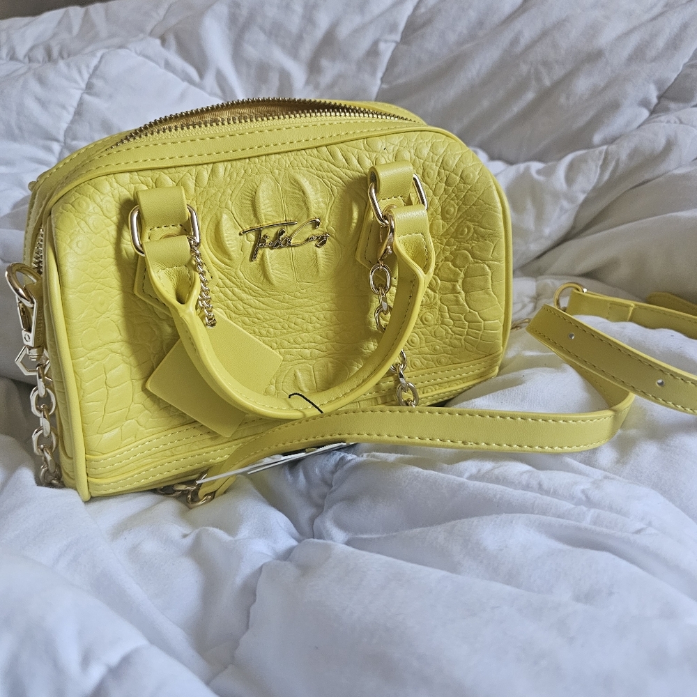Tote&Carry Apollo 2 Boston Bag Yellow